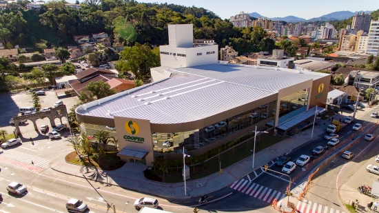 Cooper Vila Nova apresenta um novo conceito de compras e de relacionamento com a comunidade